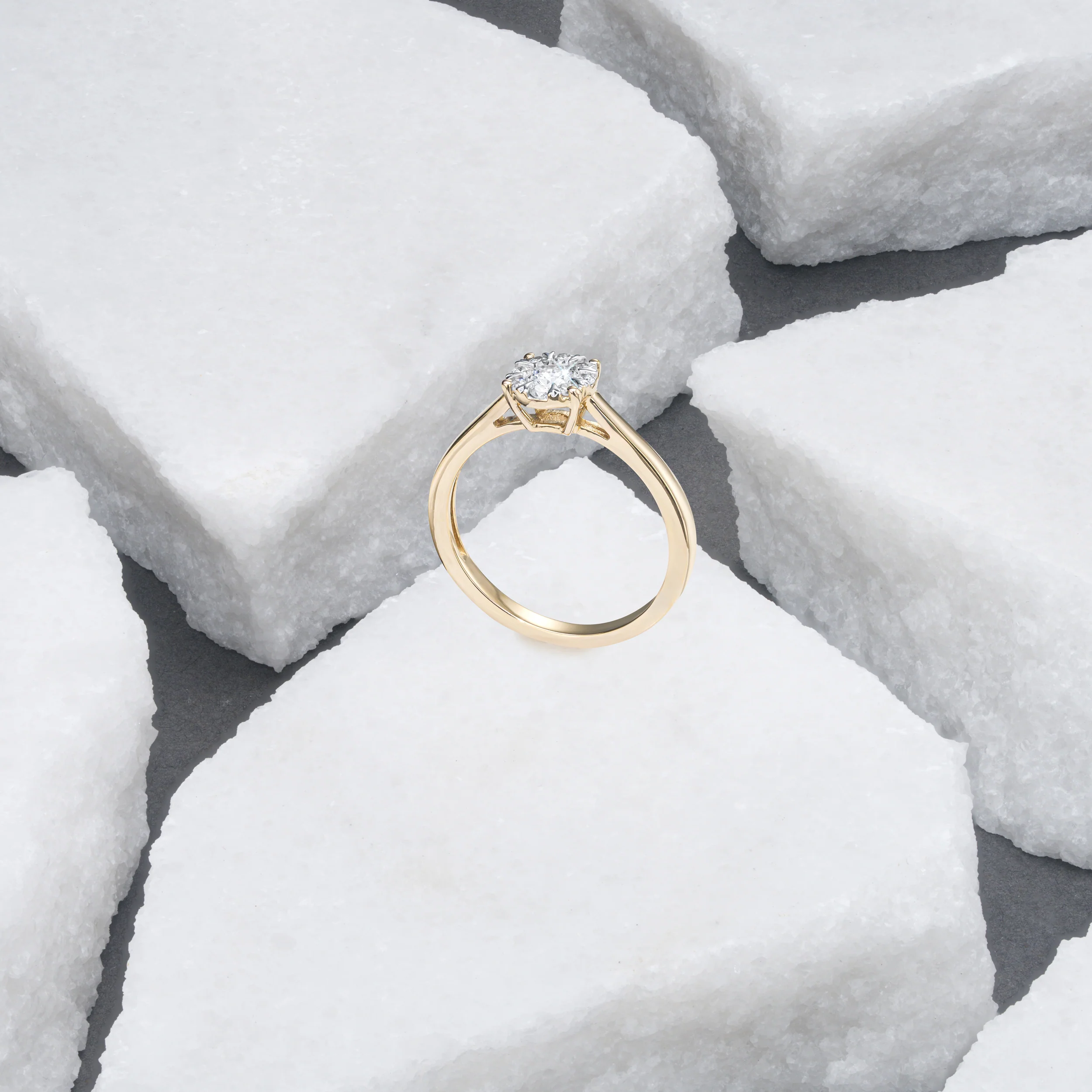 0.25ct Lab Diamond Cluster Solitaire Ring H/Si in 18K Gold Vermeil - Image 5