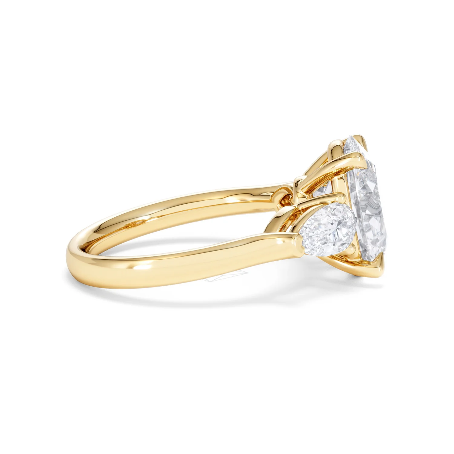 Adore 3.80ct Oval Cut Lab Diamond 3 Stone Engagement Ring in 18K Yellow Gold - Image 26