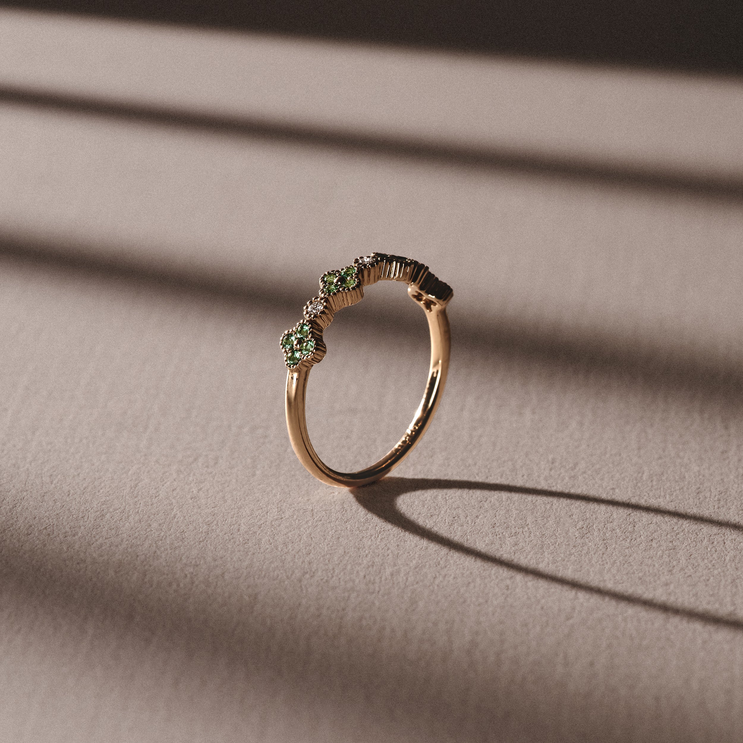 Alegria 4 Clover Lab Emerald Ring 0.18ct in 18k Gold Vermeil - Image 4