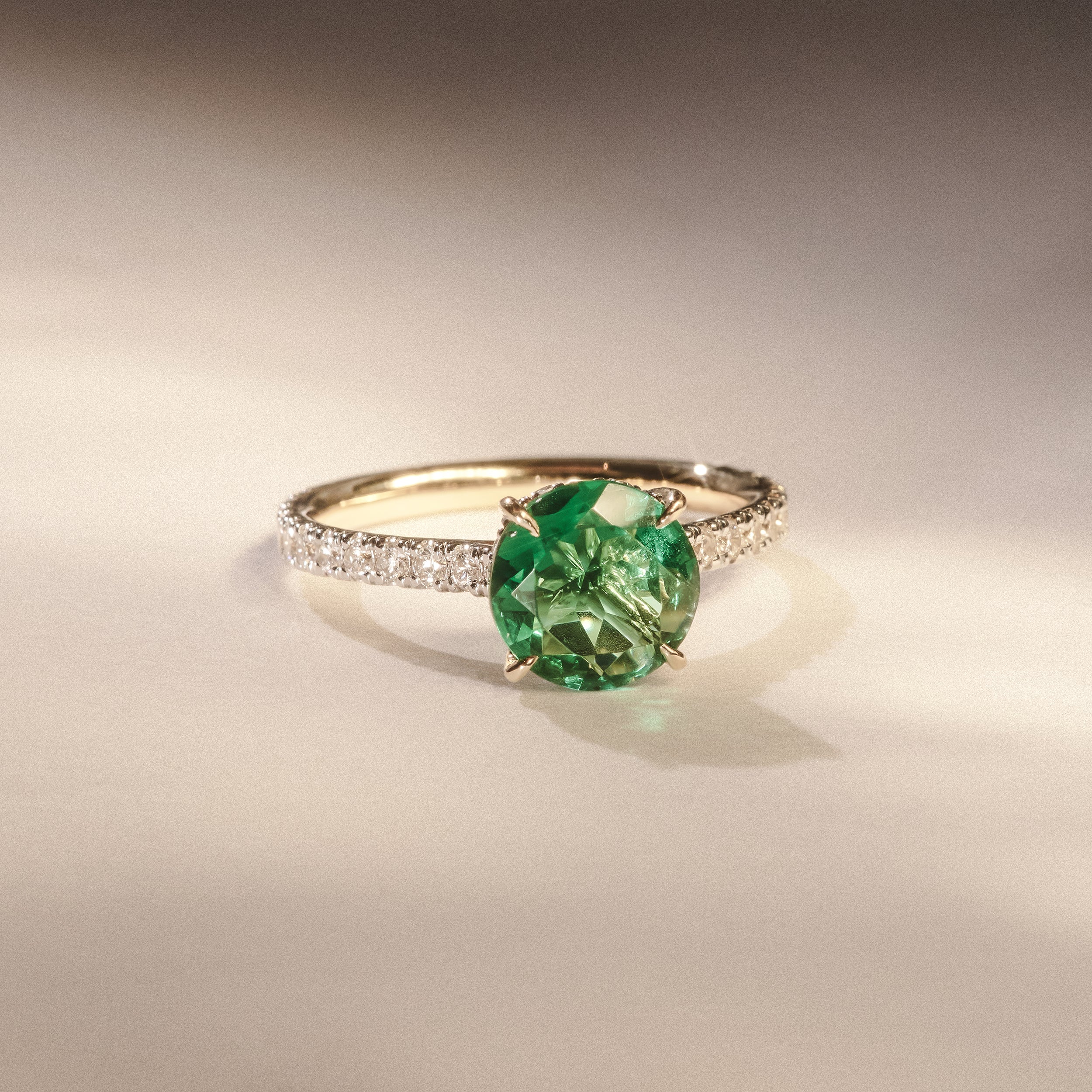Amora 2.00ct Round Cut Lab Emerald Hidden Halo Engagement Ring with Side Stones in 18K Yellow Gold - Image 4
