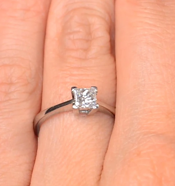 Certified Lauren Platinum Diamond Engagement Ring 0.50CT-G-H/SI - Image 4