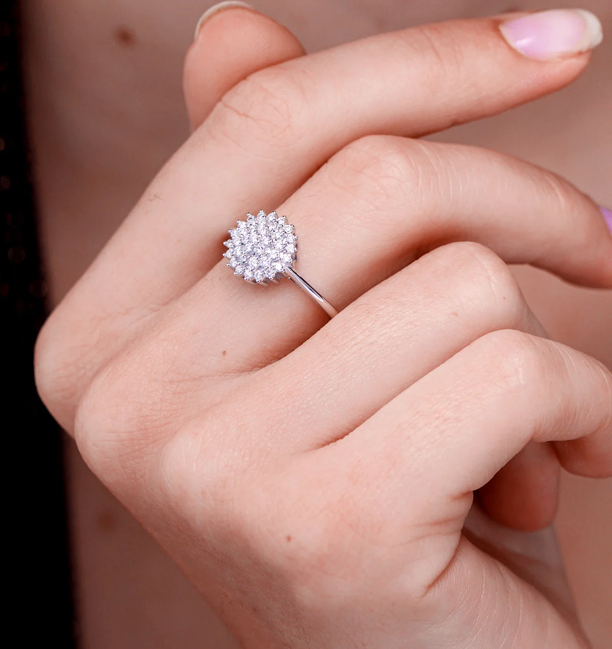 Cluster Lab Diamond Ring 0.33ct H/Si Set In 925 Silver - Image 2