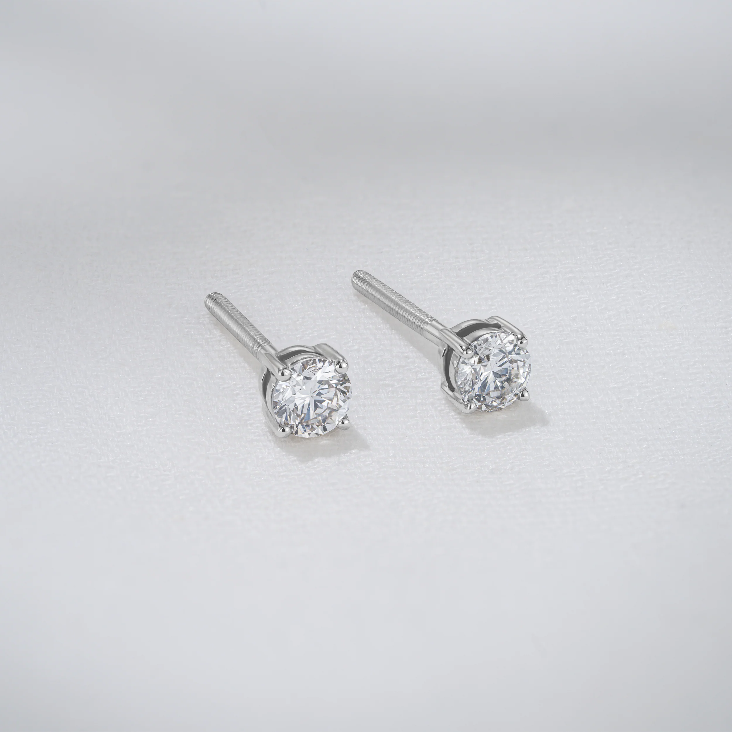 Diamond Earrings 0.50CT Studss Premium Quality in 18K White Gold 4.1mm - Image 5