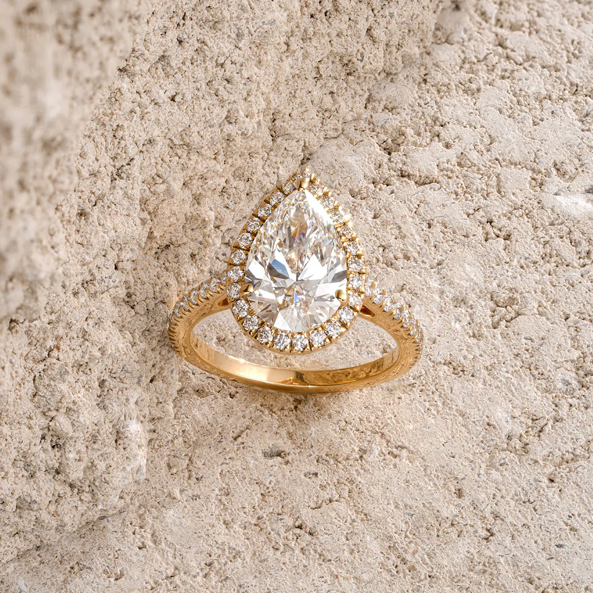 Diana 3.60ct Lab Diamond Pear Cut Engagement Ring in 18K Yellow Gold G/VS1 - Image 7