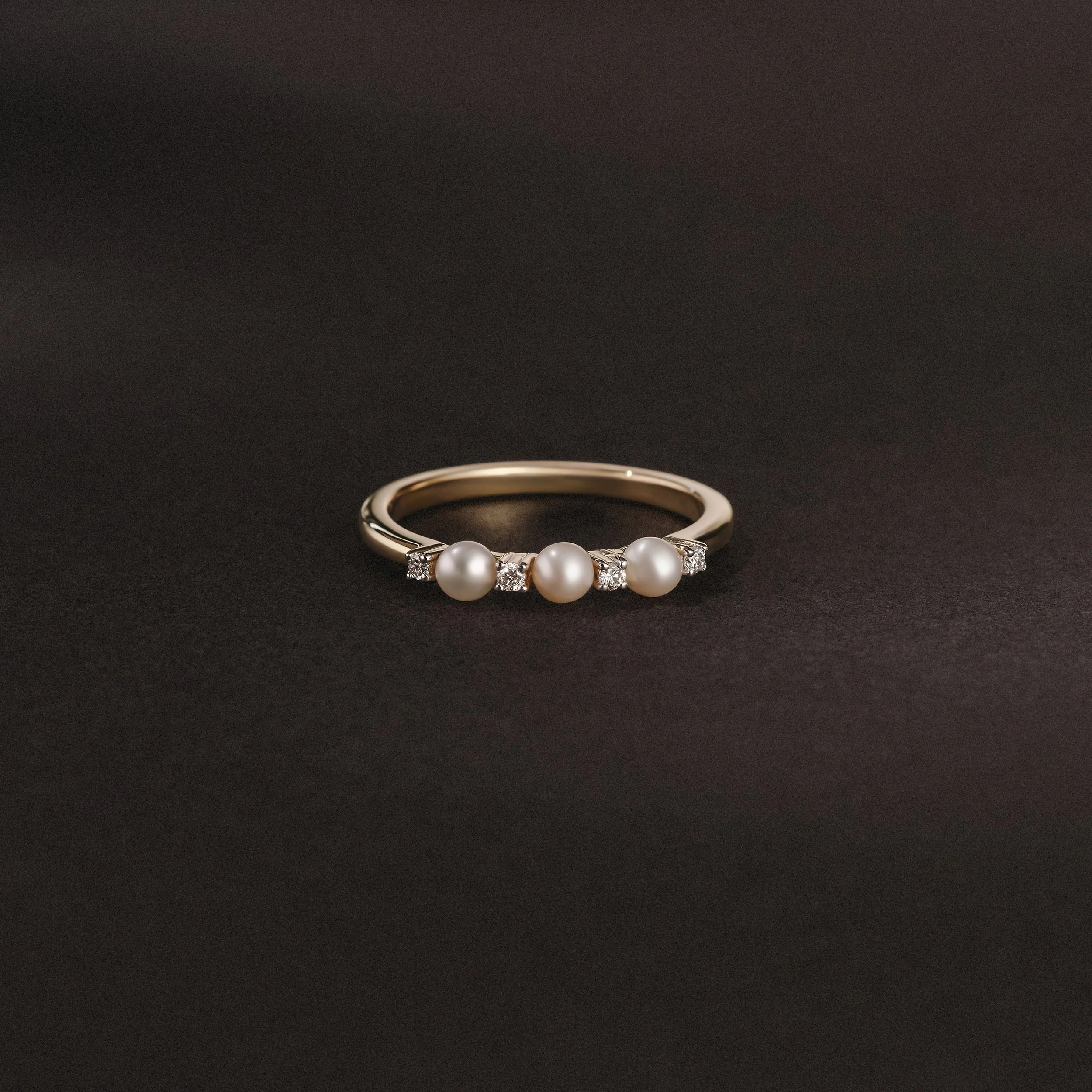 Eden 0.60ct Round Pearl and Lab Diamond 3 Stone Ring in 18K Gold Vermeil - Image 8