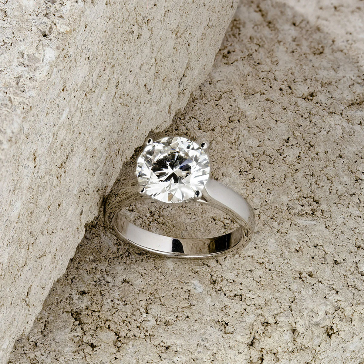 Elysia 3.00ct Lab Diamond Round Cut Engagement Ring in 18K White Gold G/VS1 - Image 7