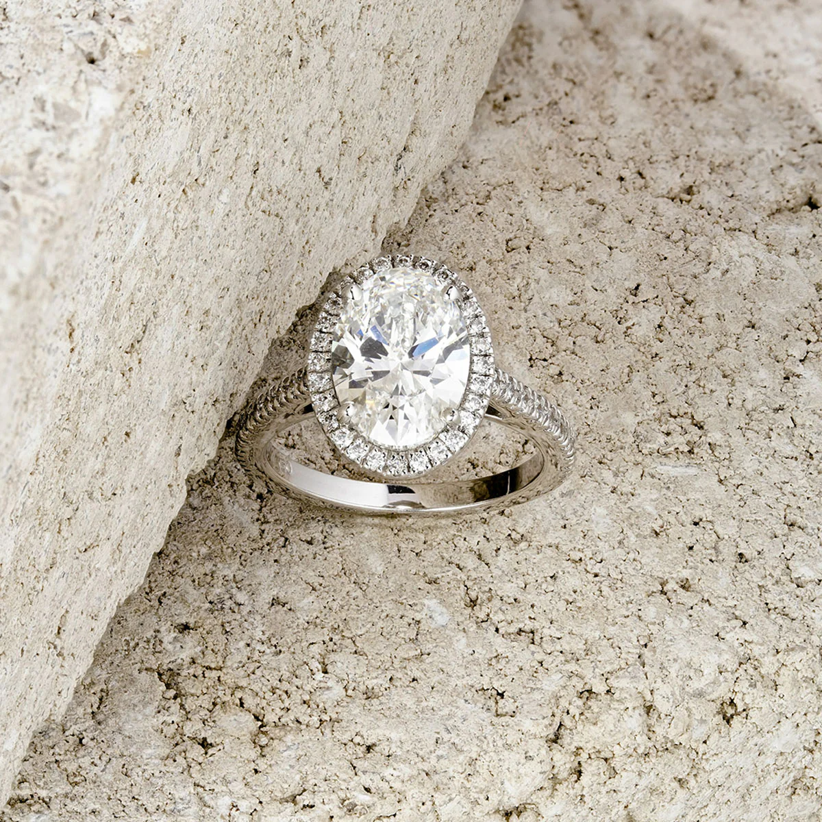 Georgina 3.50ct Lab Diamond Oval Cut Engagement Ring in Platinum G/VS1 - Image 7