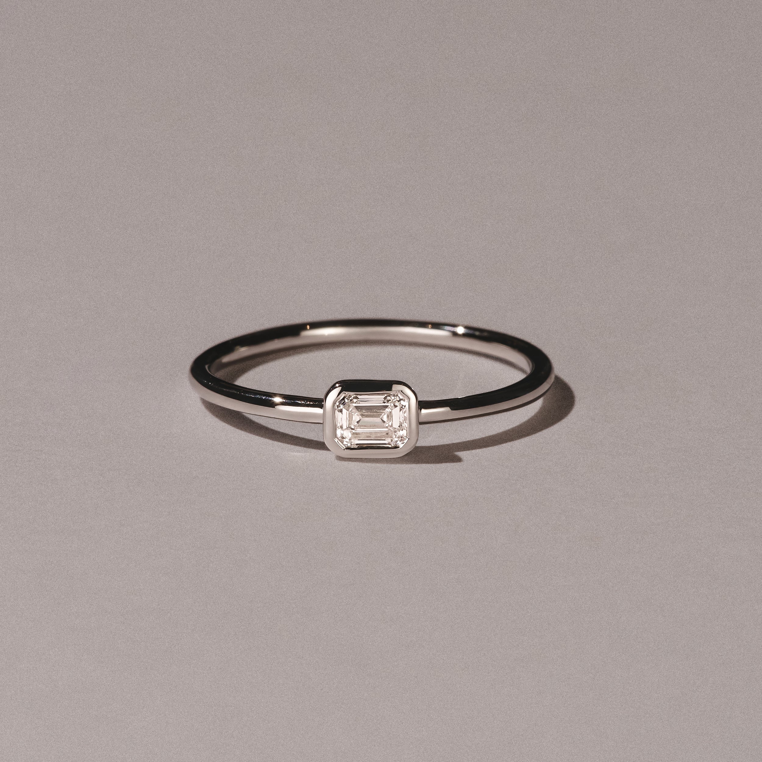 Horizon Emerald Cut Lab Diamond Solitaire Ring 0.25ct H/SI in 925 Silver - Image 6