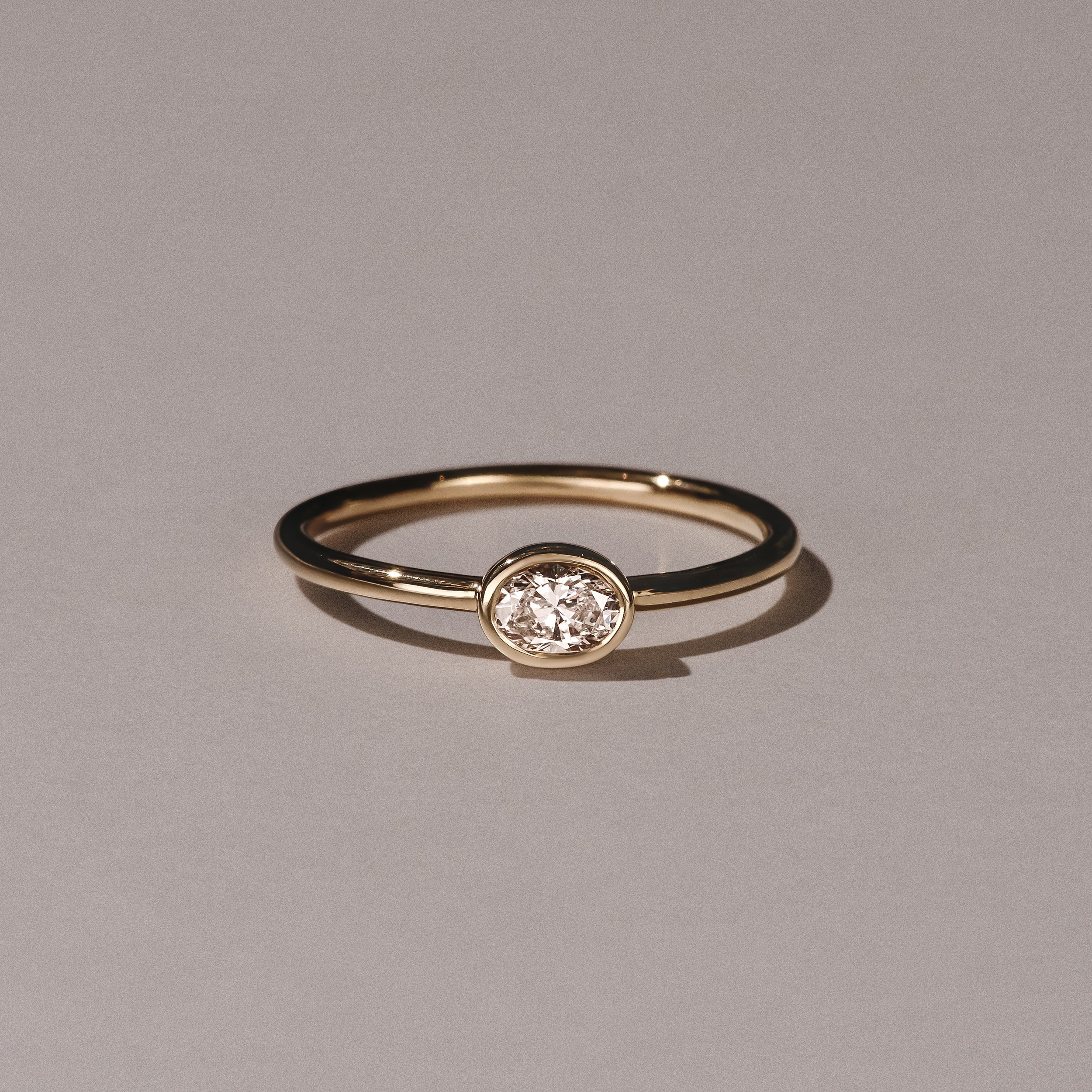 Horizon Oval Cut Lab Diamond Solitaire Ring 0.25ct H/SI in 9K Gold - Image 6