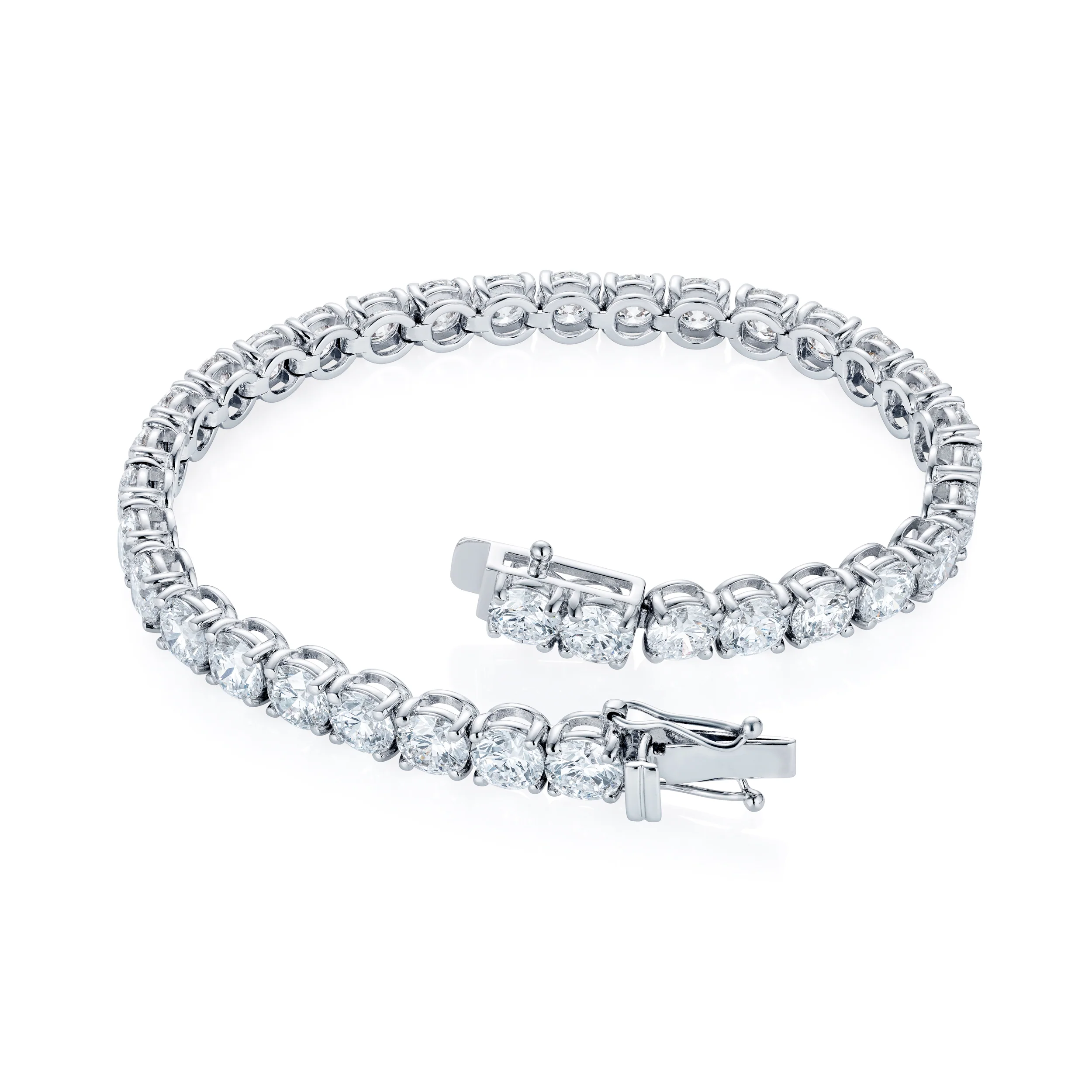 LUXE 19.00ct Lab Diamond Tennis Bracelet with IGI Certified Brilliant-Cut Diamonds in 18K White Gold - Image 3