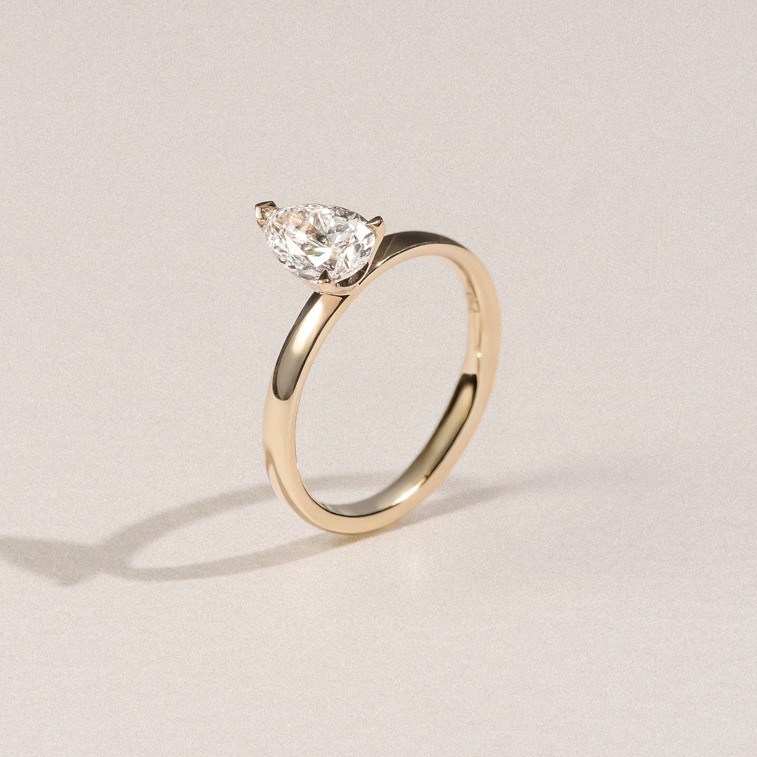 Origin 1.00ct Pear Cut Lab Diamond Solitaire Engagement Ring in 18K Yellow Gold - Image 6