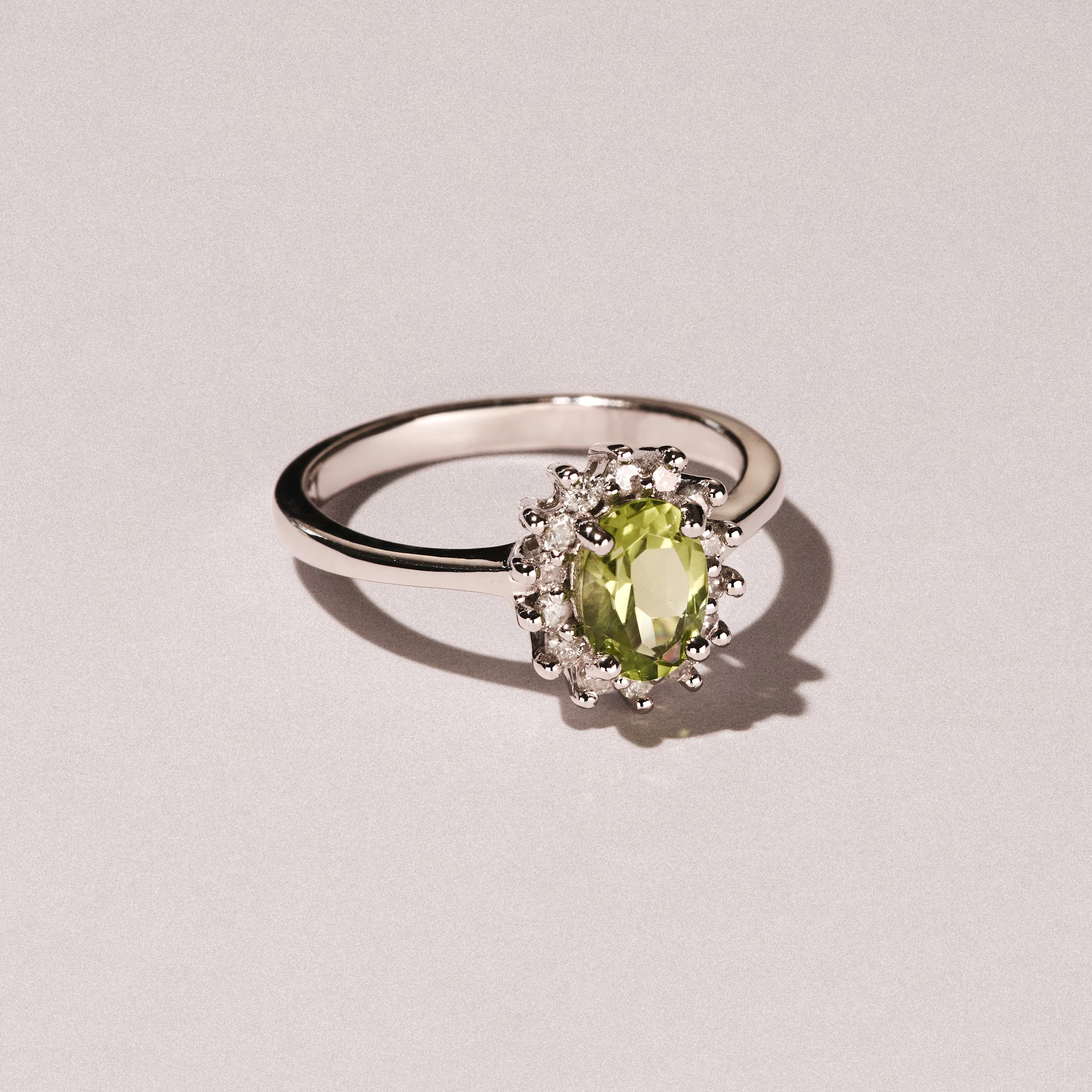 Peridot 7 x 5mm And Diamond 925 Sterling Silver Ring - Image 2