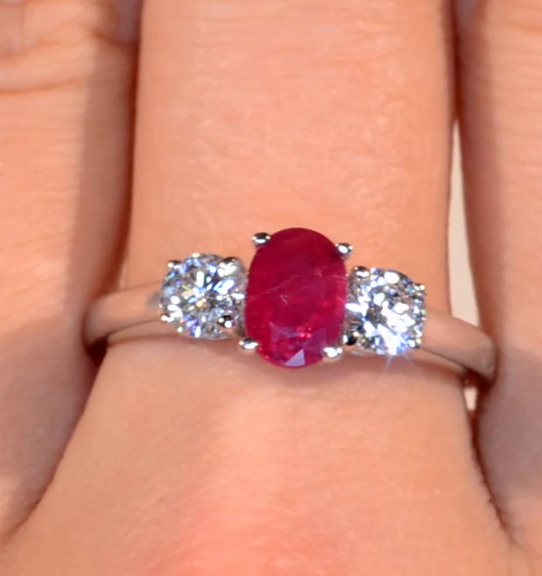 Ruby 1.15ct And Diamond 0.50ct Platinum Ring - Image 4