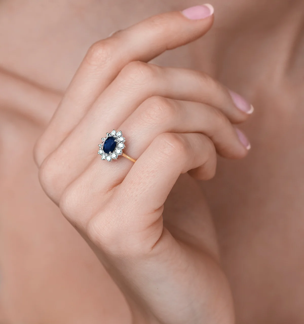 Sapphire 1.55ct And Diamond 0.50ct 18K Gold Ring - Image 4
