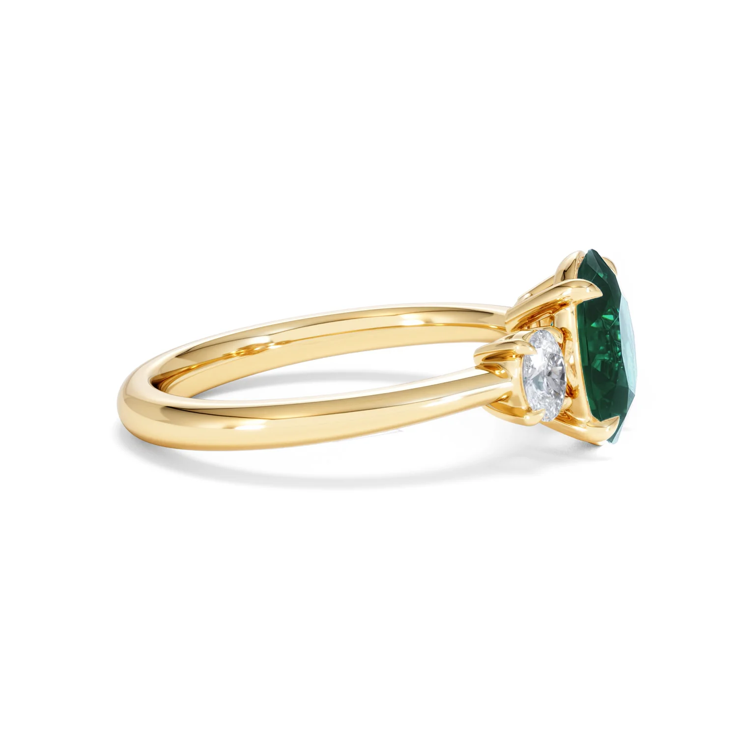Solene 2.00ct Oval Lab Emerald and Lab Diamond 3 Stone Engagement Ring in 18K Yellow Gold - Image 26