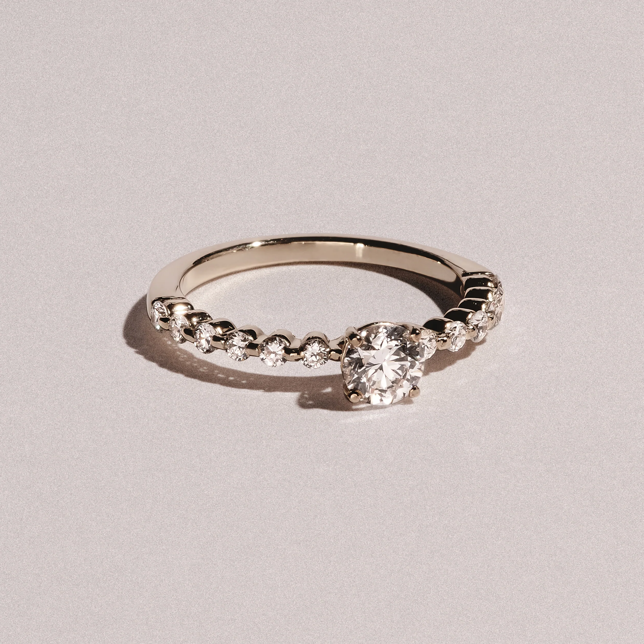 Solstice Round Cut 0.80ct Lab Diamond Engagement Ring F/VS in 9k Gold - Image 6