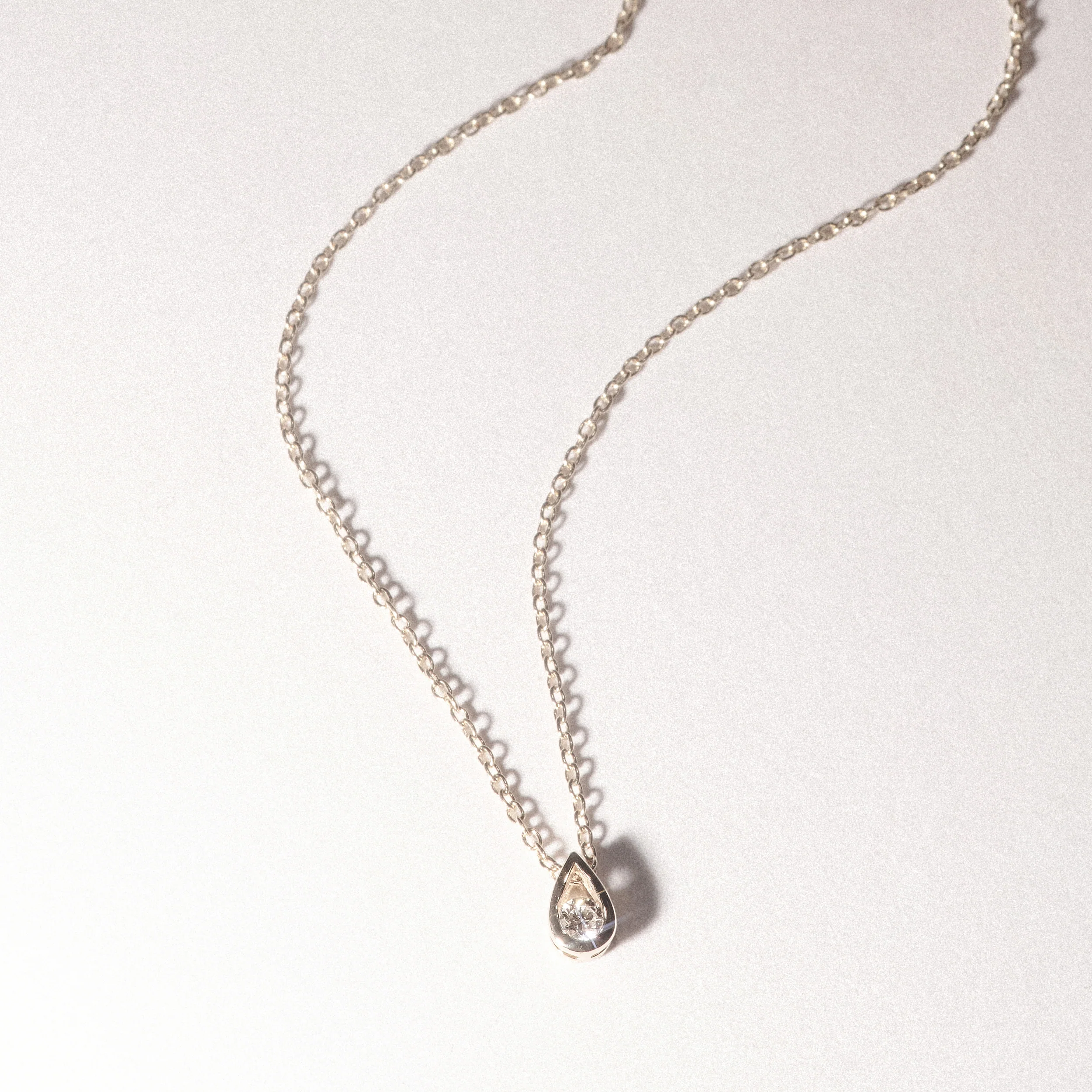 Teardrop 0.10ct Round Cut Lab Grown Solitaire Pendant Necklace in 18K Gold Vermeil - Image 6