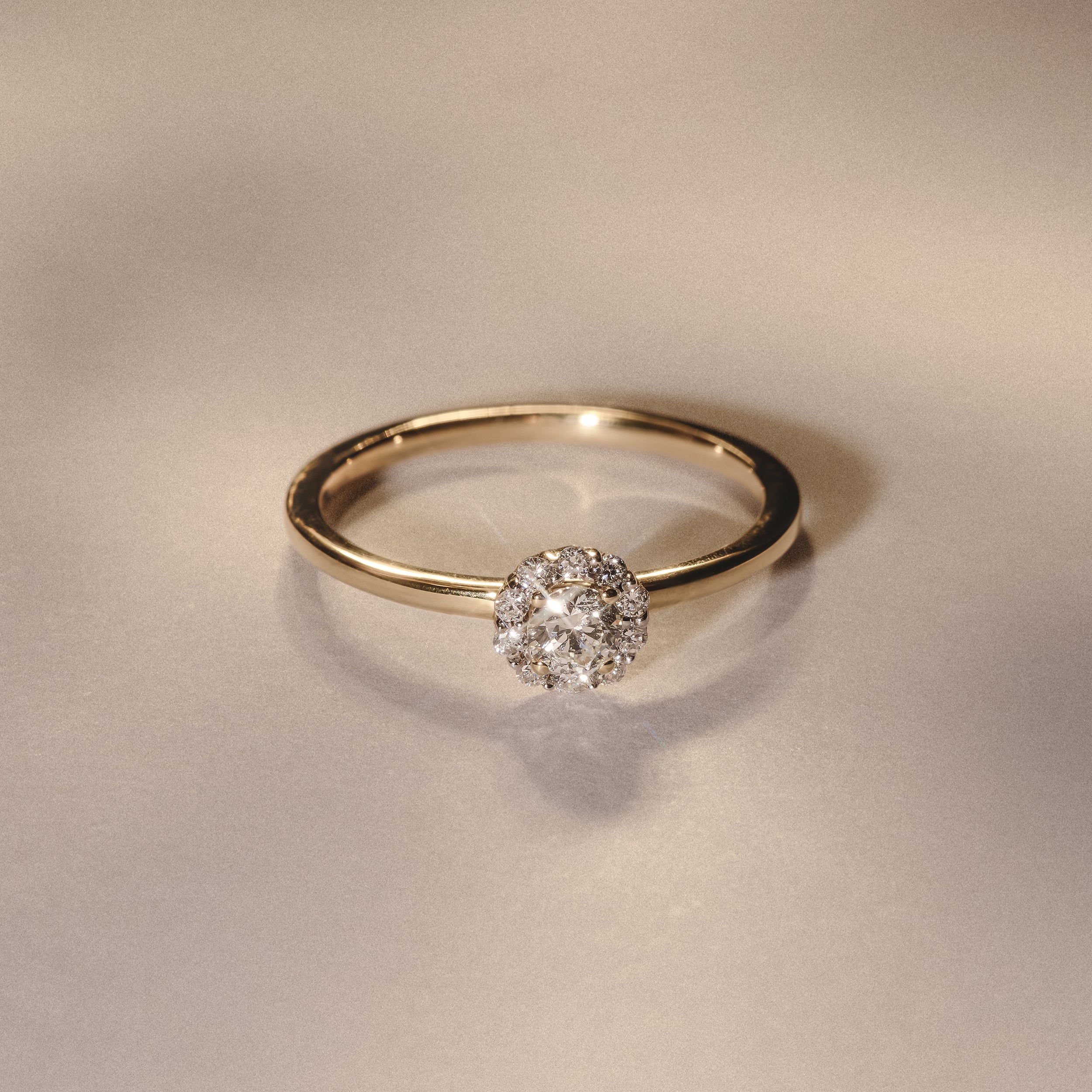 The Fleur Halo 0.30ct H/SI Round Cut Lab Diamond Ring in 18K Gold Vermeil - Image 8