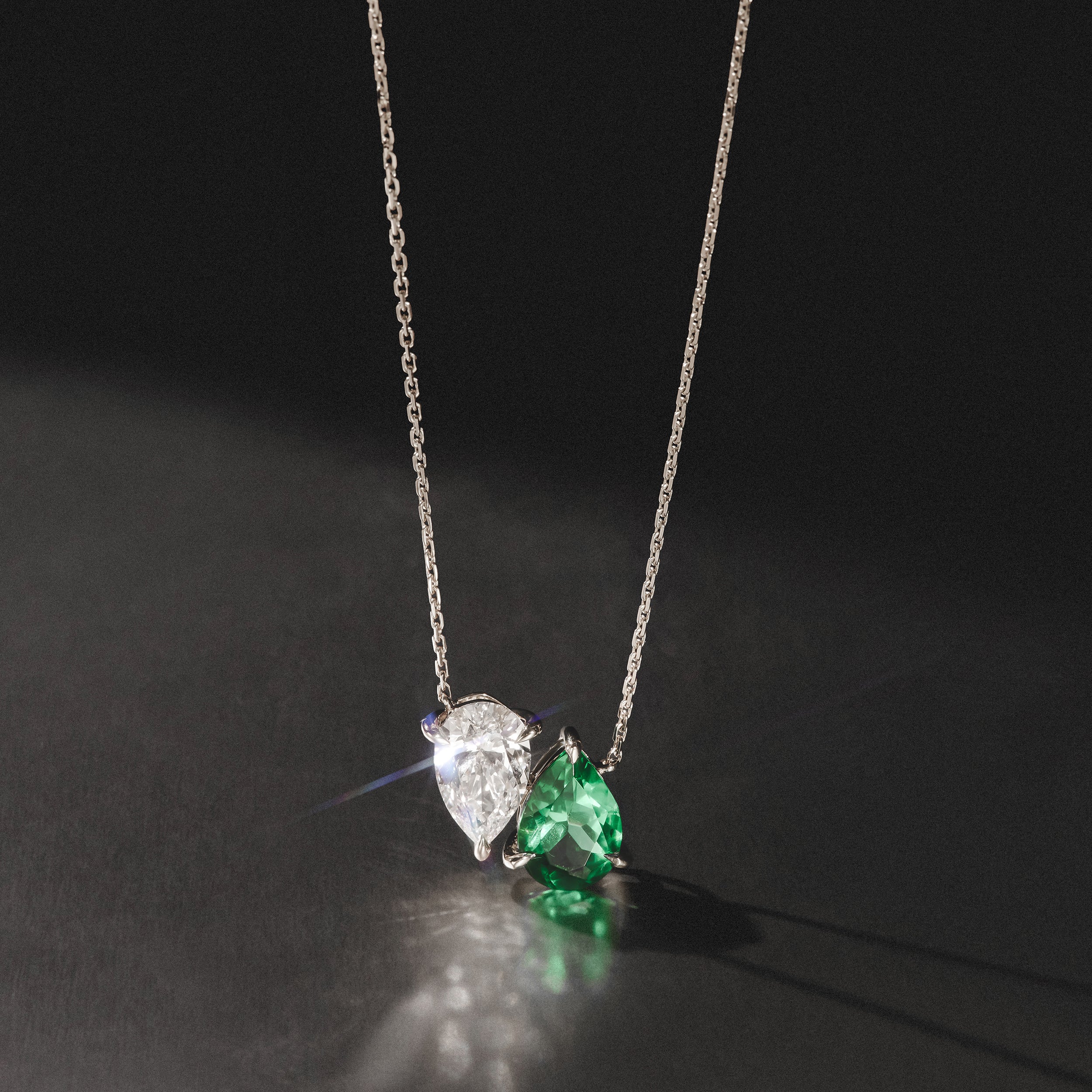 Toi Et Moi 1.50ct Pear Lab Diamond and 2.50ct Pear Lab Emerald Necklace in 18K White Gold - Image 6