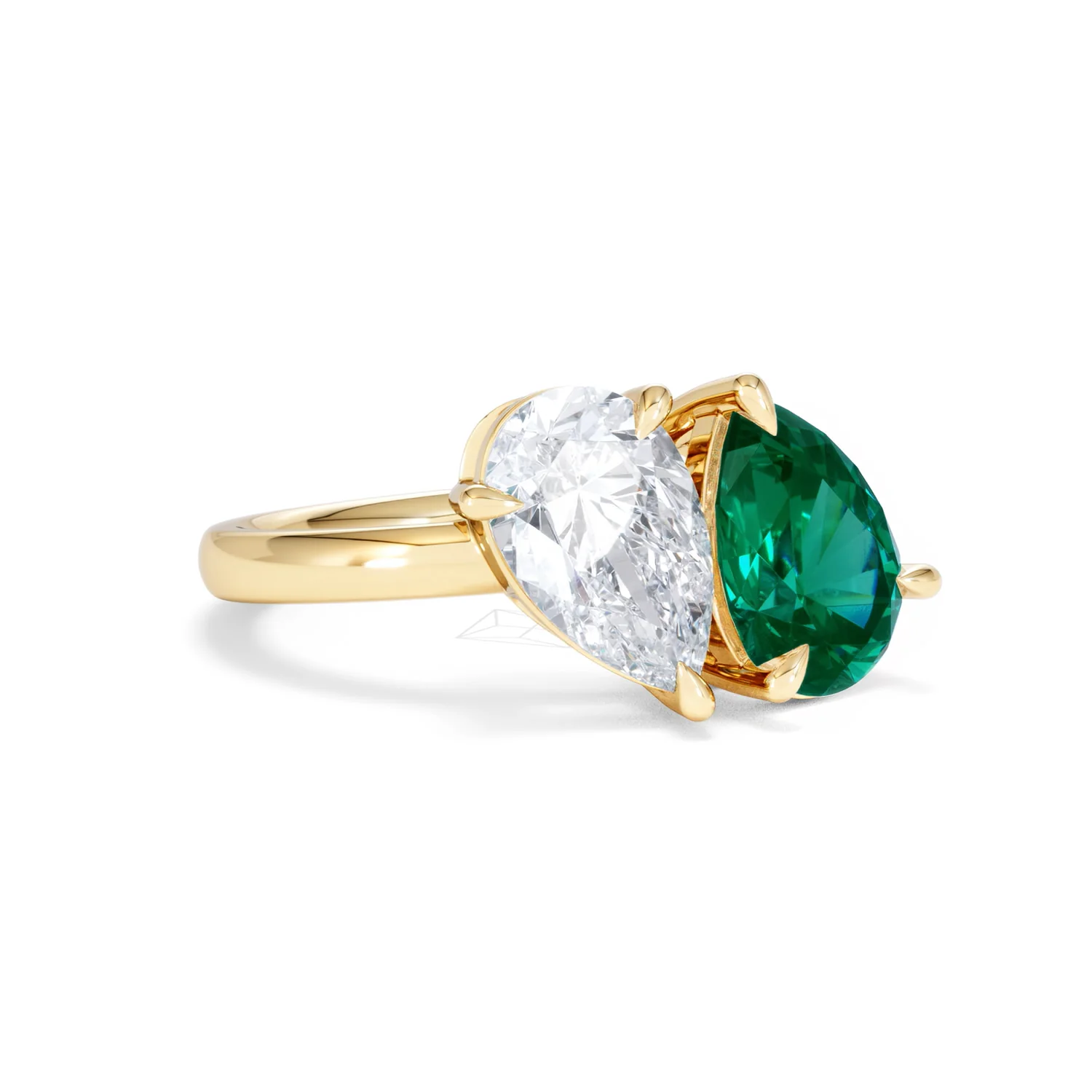Toi Et Moi 1.50ct Pear Lab Diamond and 2.60ct Pear Lab Emerald Engagement Ring in 18K Yellow Gold - Image 15