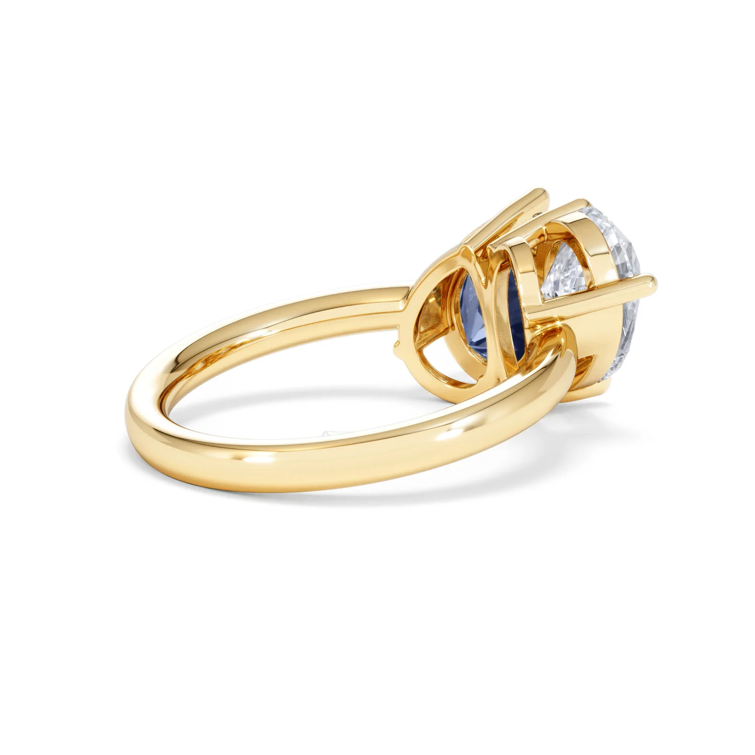 Toi Et Moi 1.50ct Pear Lab Diamond and 2.60ct Pear Lab Sapphire Engagement Ring in 18K Yellow Gold - Image 36