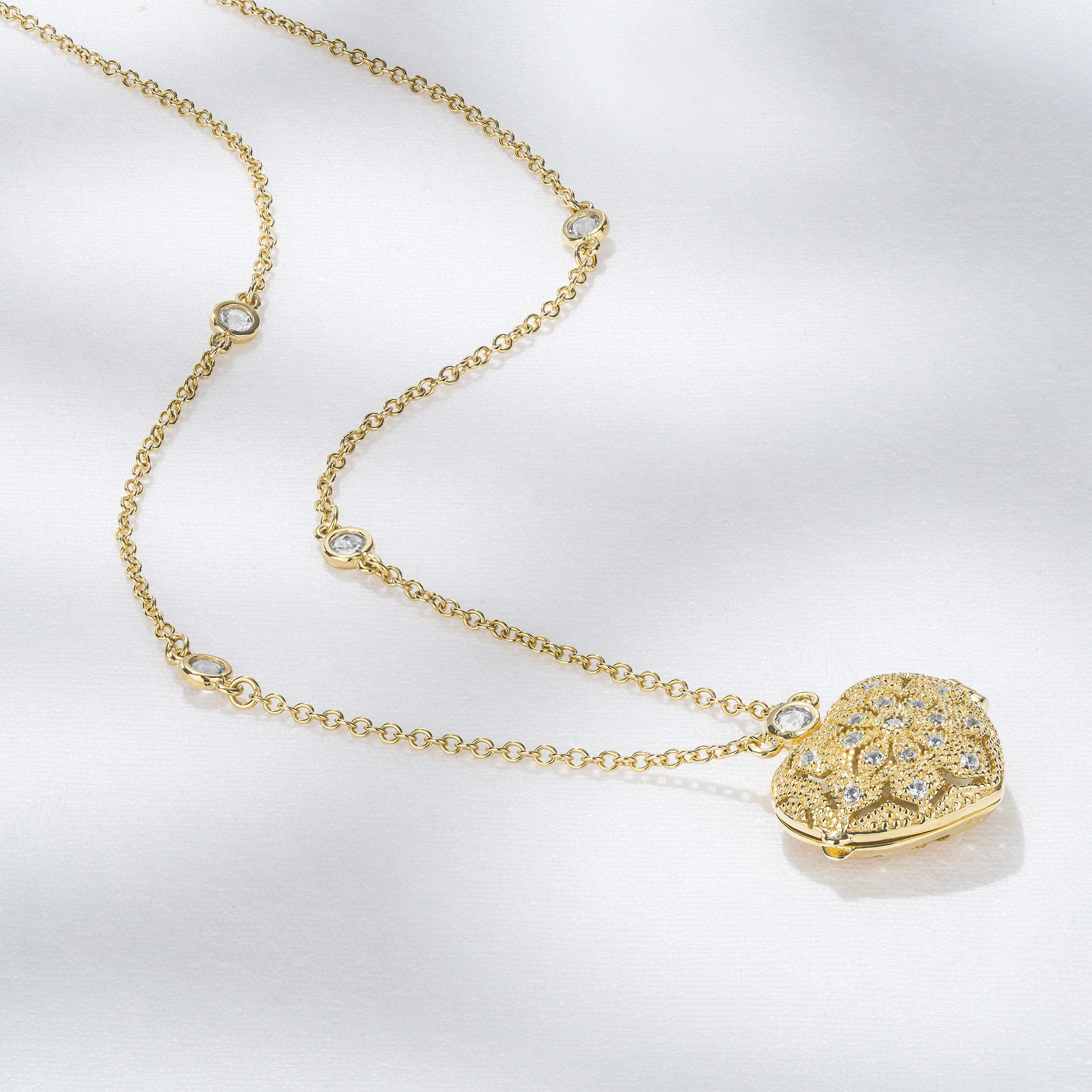 Vintage Heart Locket Lab Diamond Necklace White Topaz in 18K Gold Vermeil - Image 4